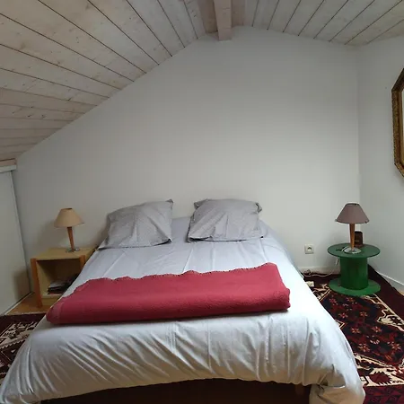Duplex Au Coeur De Avec Location A La Semaine Minimum *